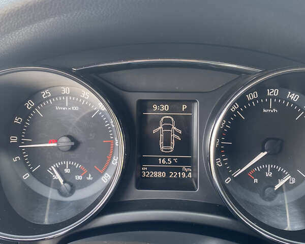 Шкода Суперб, объемом двигателя 2 л и пробегом 322 тыс. км за 14500 $, фото 44 на Automoto.ua
