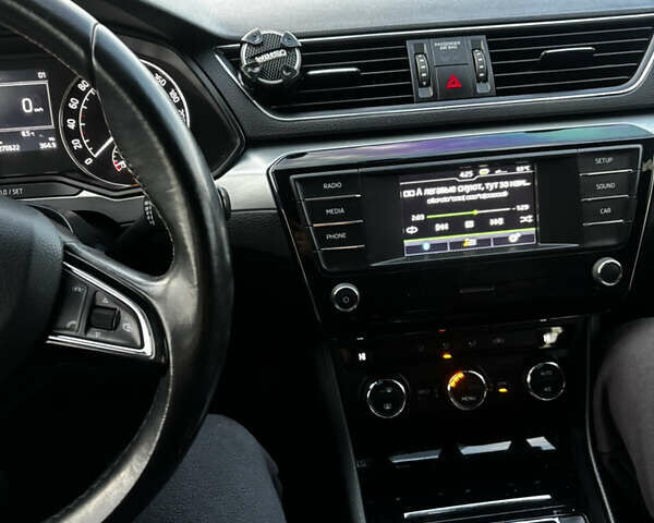 Шкода Суперб, объемом двигателя 0 л и пробегом 270 тыс. км за 13700 $, фото 7 на Automoto.ua