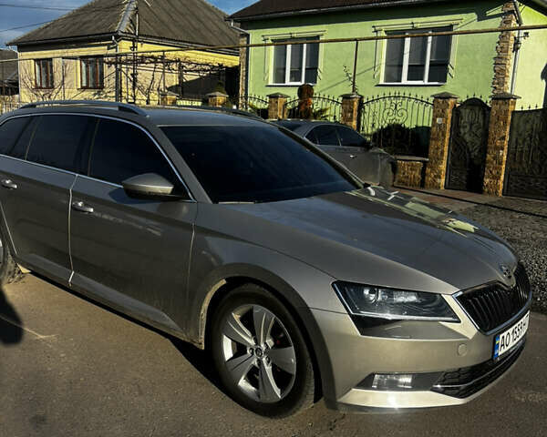 Шкода Суперб, объемом двигателя 0 л и пробегом 270 тыс. км за 13700 $, фото 2 на Automoto.ua