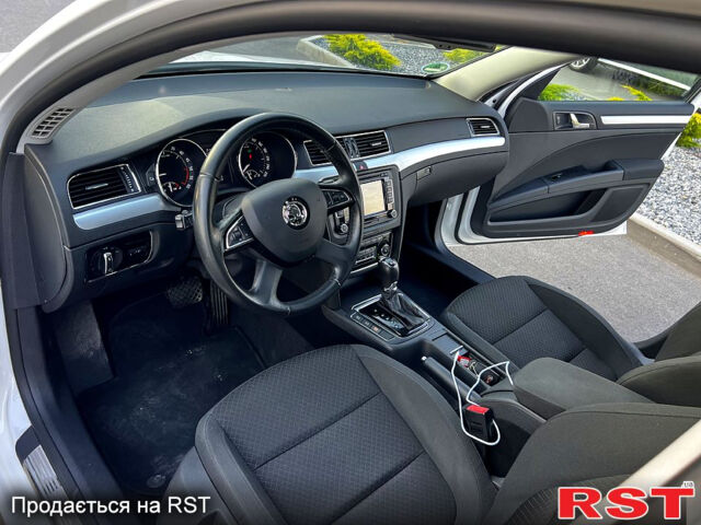 Шкода Суперб, об'ємом двигуна 2 л та пробігом 193 тис. км за 15500 $, фото 8 на Automoto.ua