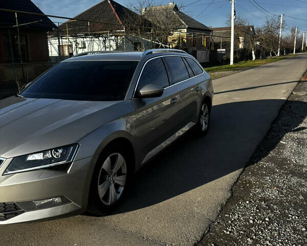 Шкода Суперб, объемом двигателя 0 л и пробегом 270 тыс. км за 13700 $, фото 1 на Automoto.ua