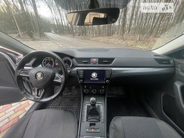 Шкода Суперб, об'ємом двигуна 1.6 л та пробігом 207 тис. км за 13850 $, фото 9 на Automoto.ua