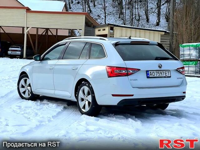 Шкода Суперб, об'ємом двигуна 2 л та пробігом 209 тис. км за 16500 $, фото 4 на Automoto.ua