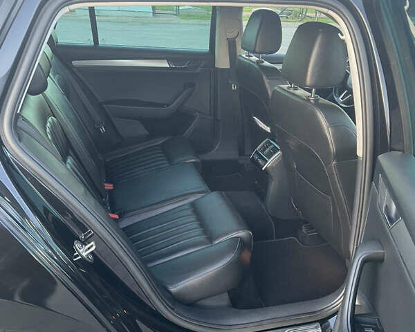 Шкода Суперб, объемом двигателя 2 л и пробегом 270 тыс. км за 17900 $, фото 13 на Automoto.ua