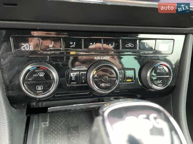 Шкода Суперб, объемом двигателя 2 л и пробегом 175 тыс. км за 29999 $, фото 7 на Automoto.ua