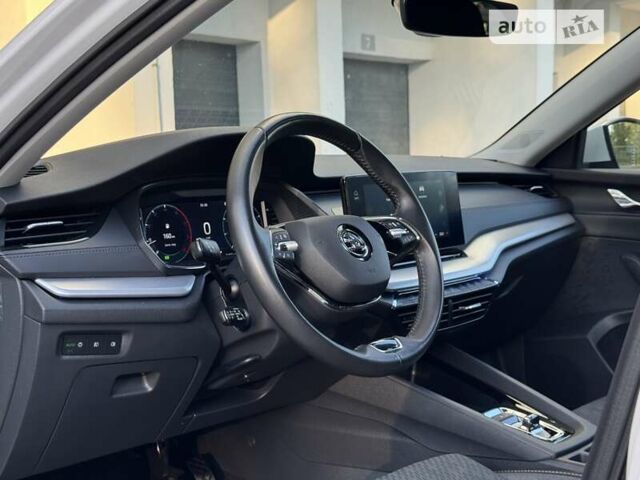 Шкода Суперб, об'ємом двигуна 2 л та пробігом 214 тис. км за 19999 $, фото 27 на Automoto.ua