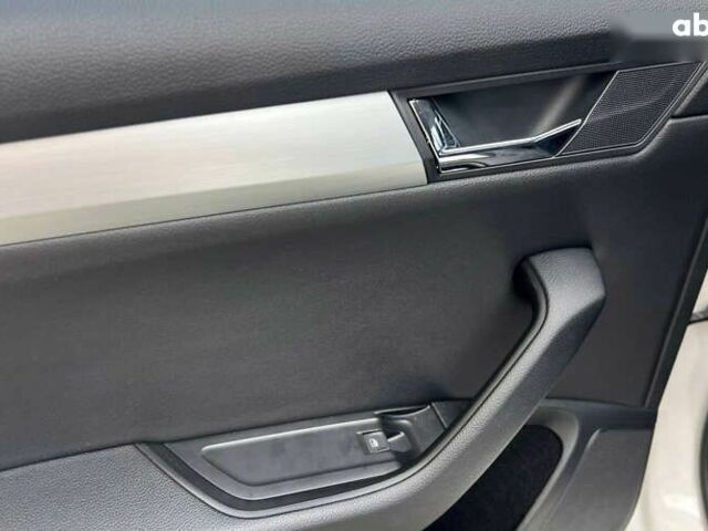 Шкода Суперб, об'ємом двигуна 2 л та пробігом 273 тис. км за 19300 $, фото 19 на Automoto.ua