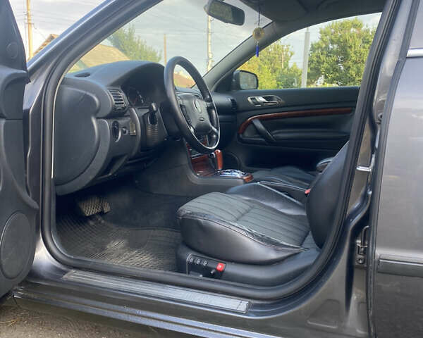 Шкода Суперб, объемом двигателя 0 л и пробегом 300 тыс. км за 4400 $, фото 12 на Automoto.ua