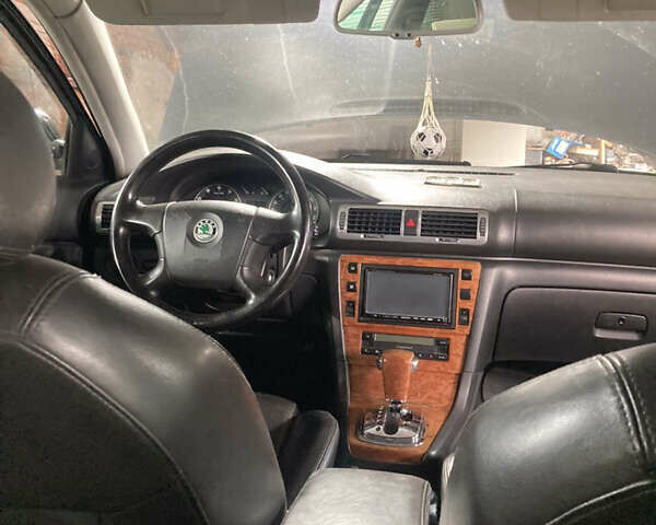 Шкода Суперб, объемом двигателя 2.8 л и пробегом 251 тыс. км за 6000 $, фото 3 на Automoto.ua