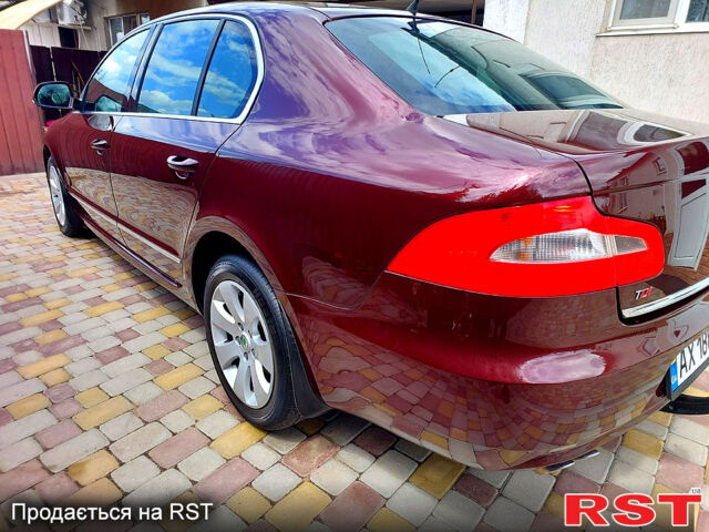 Шкода Суперб, объемом двигателя 2 л и пробегом 355 тыс. км за 8500 $, фото 4 на Automoto.ua