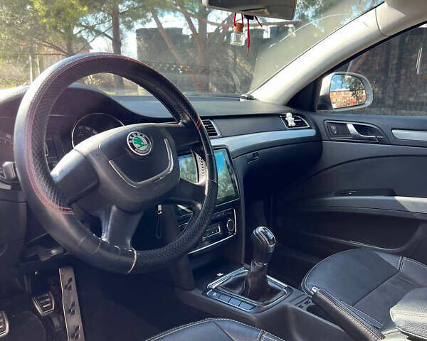 Шкода Суперб, объемом двигателя 1.8 л и пробегом 228 тыс. км за 6700 $, фото 2 на Automoto.ua