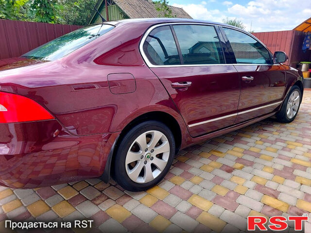 Шкода Суперб, объемом двигателя 2 л и пробегом 355 тыс. км за 8500 $, фото 7 на Automoto.ua