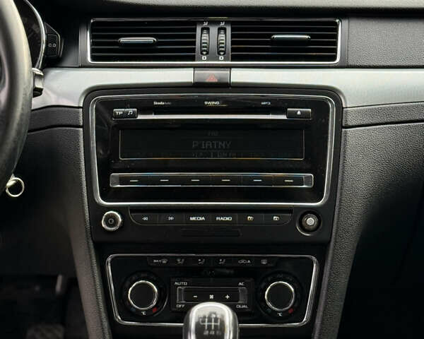 Шкода Суперб, объемом двигателя 1.8 л и пробегом 255 тыс. км за 6499 $, фото 7 на Automoto.ua