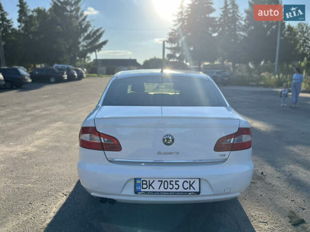 Шкода Суперб, объемом двигателя 1.8 л и пробегом 218 тыс. км за 7650 $, фото 9 на Automoto.ua