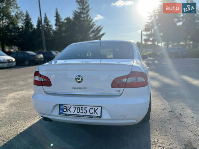 Шкода Суперб, объемом двигателя 1.8 л и пробегом 218 тыс. км за 7650 $, фото 8 на Automoto.ua