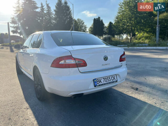 Шкода Суперб, объемом двигателя 1.8 л и пробегом 218 тыс. км за 7650 $, фото 10 на Automoto.ua