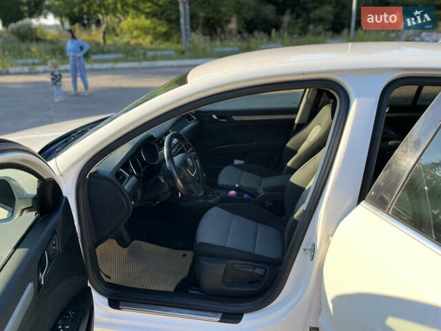 Шкода Суперб, объемом двигателя 1.8 л и пробегом 218 тыс. км за 7650 $, фото 14 на Automoto.ua