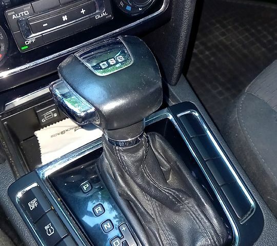 Шкода Суперб, объемом двигателя 1.8 л и пробегом 245 тыс. км за 11000 $, фото 2 на Automoto.ua