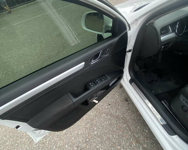 Шкода Суперб, объемом двигателя 1.8 л и пробегом 238 тыс. км за 9500 $, фото 6 на Automoto.ua