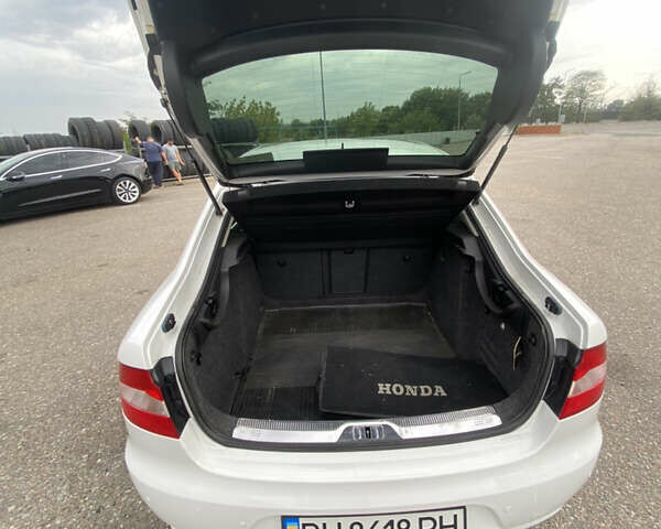 Шкода Суперб, объемом двигателя 1.8 л и пробегом 238 тыс. км за 9500 $, фото 19 на Automoto.ua