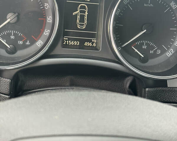 Шкода Суперб, об'ємом двигуна 2 л та пробігом 215 тис. км за 11000 $, фото 2 на Automoto.ua
