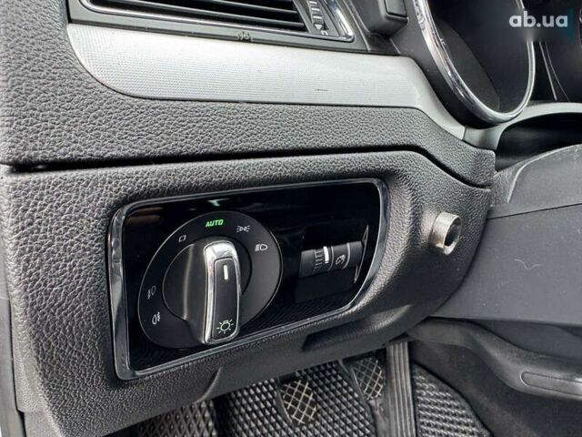 Шкода Суперб, об'ємом двигуна 1.6 л та пробігом 278 тис. км за 8490 $, фото 15 на Automoto.ua