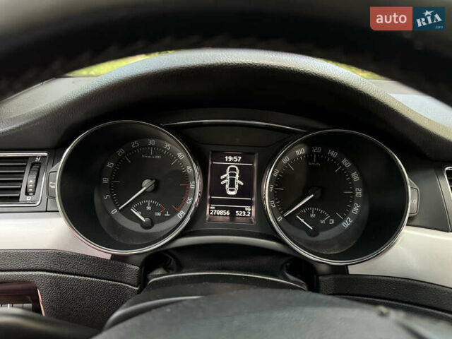 Шкода Суперб, объемом двигателя 1.6 л и пробегом 274 тыс. км за 8695 $, фото 28 на Automoto.ua