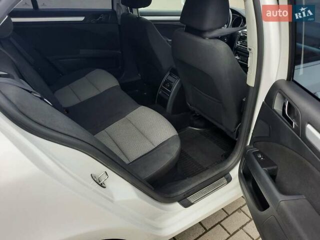 Шкода Суперб, объемом двигателя 2 л и пробегом 349 тыс. км за 10500 $, фото 14 на Automoto.ua