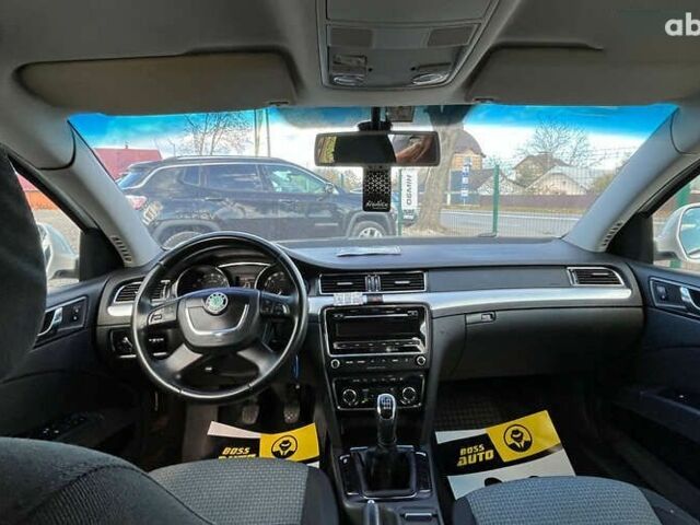 Шкода Суперб, объемом двигателя 2 л и пробегом 254 тыс. км за 9200 $, фото 7 на Automoto.ua