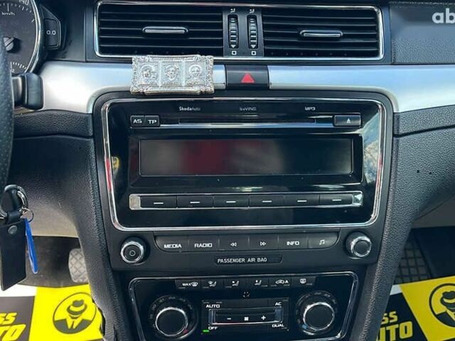 Шкода Суперб, объемом двигателя 2 л и пробегом 254 тыс. км за 9200 $, фото 11 на Automoto.ua