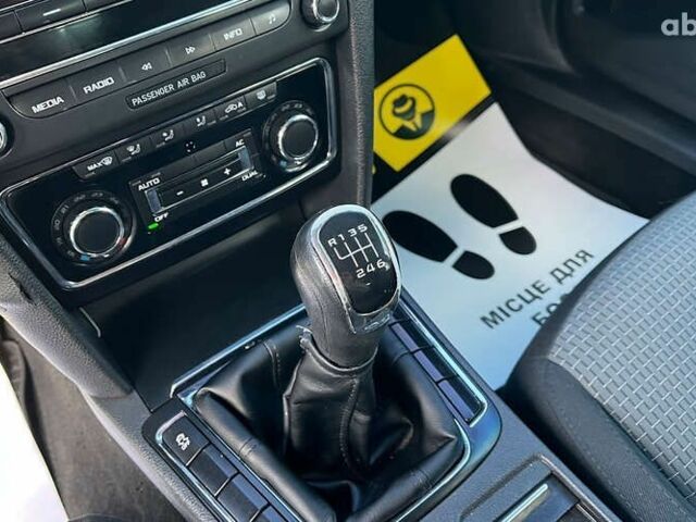 Шкода Суперб, объемом двигателя 2 л и пробегом 254 тыс. км за 9200 $, фото 12 на Automoto.ua