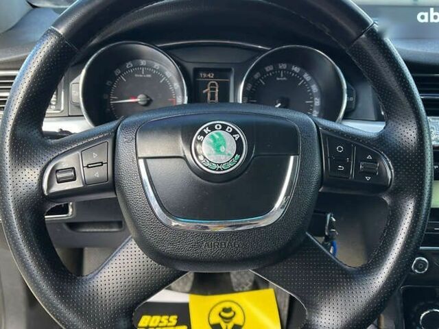 Шкода Суперб, объемом двигателя 2 л и пробегом 254 тыс. км за 9200 $, фото 10 на Automoto.ua