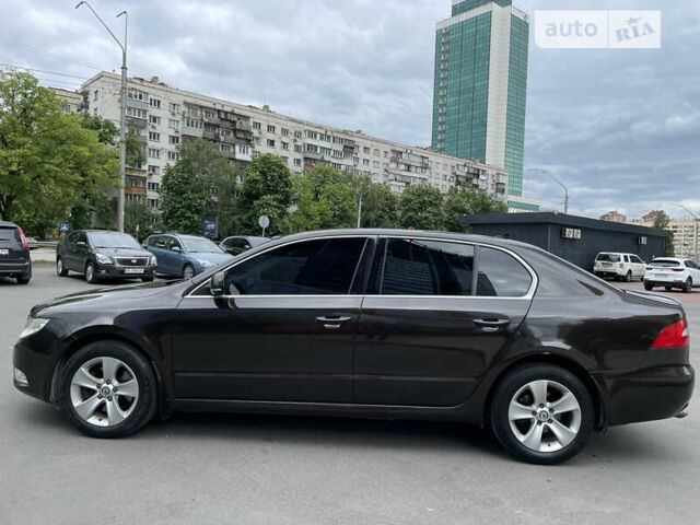 Шкода Суперб, объемом двигателя 1.6 л и пробегом 267 тыс. км за 9800 $, фото 5 на Automoto.ua