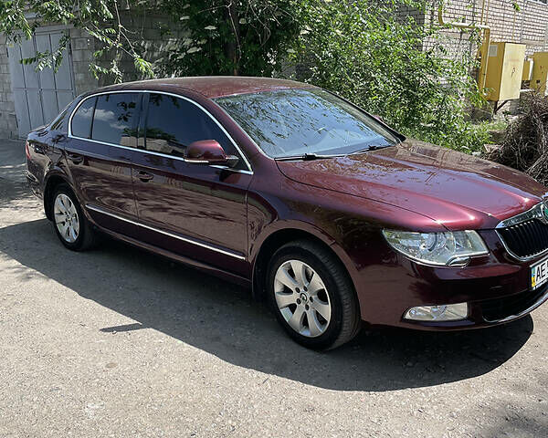 Шкода Суперб, объемом двигателя 1.8 л и пробегом 95 тыс. км за 11500 $, фото 1 на Automoto.ua