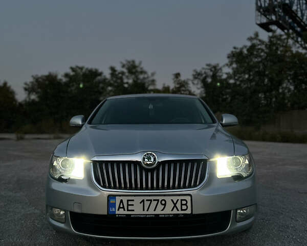 Шкода Суперб, об'ємом двигуна 1.6 л та пробігом 182 тис. км за 8400 $, фото 14 на Automoto.ua