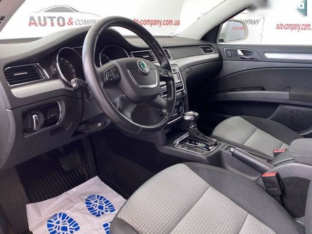Шкода Суперб, объемом двигателя 2 л и пробегом 252 тыс. км за 10450 $, фото 6 на Automoto.ua