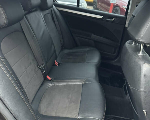 Шкода Суперб, объемом двигателя 1.8 л и пробегом 218 тыс. км за 10200 $, фото 11 на Automoto.ua