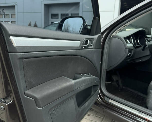 Шкода Суперб, объемом двигателя 1.8 л и пробегом 218 тыс. км за 10200 $, фото 9 на Automoto.ua