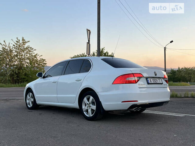 Шкода Суперб, об'ємом двигуна 2 л та пробігом 285 тис. км за 12599 $, фото 50 на Automoto.ua