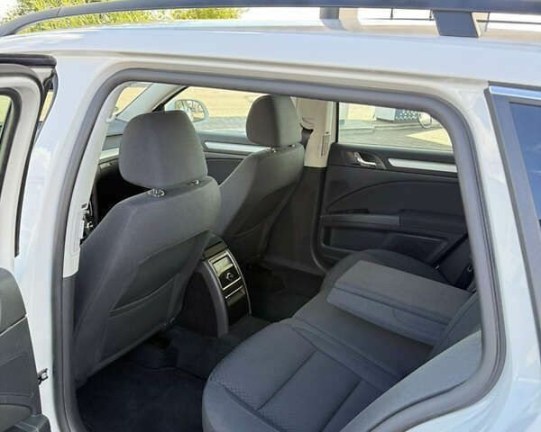 Шкода Суперб, об'ємом двигуна 2 л та пробігом 193 тис. км за 14500 $, фото 15 на Automoto.ua