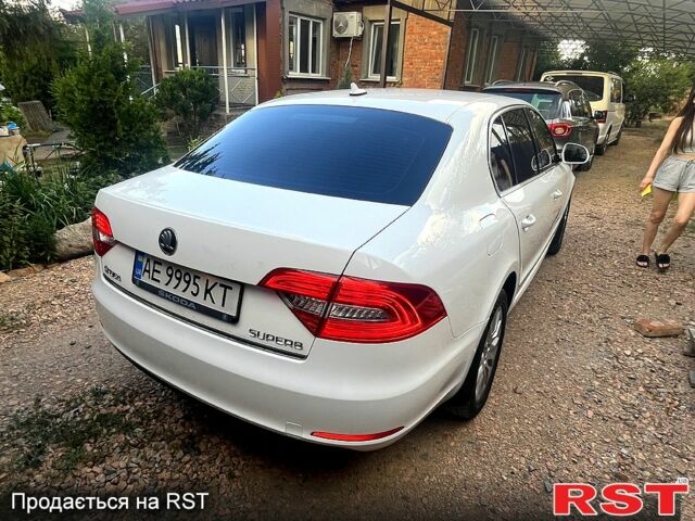 Шкода Суперб, объемом двигателя 2 л и пробегом 200 тыс. км за 12300 $, фото 1 на Automoto.ua