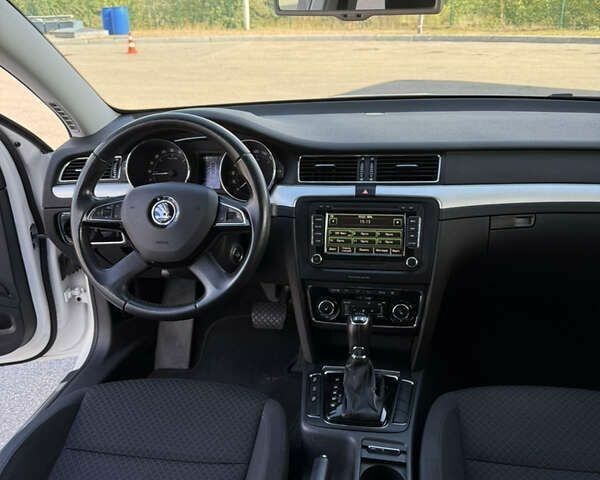 Шкода Суперб, об'ємом двигуна 2 л та пробігом 193 тис. км за 14500 $, фото 17 на Automoto.ua