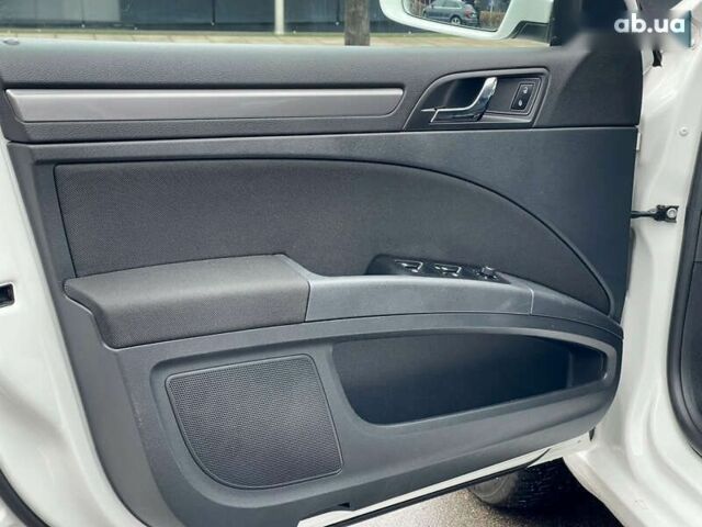 Шкода Суперб, объемом двигателя 2 л и пробегом 273 тыс. км за 12300 $, фото 16 на Automoto.ua