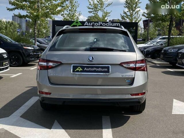 Шкода Суперб, объемом двигателя 2 л и пробегом 265 тыс. км за 18999 $, фото 5 на Automoto.ua