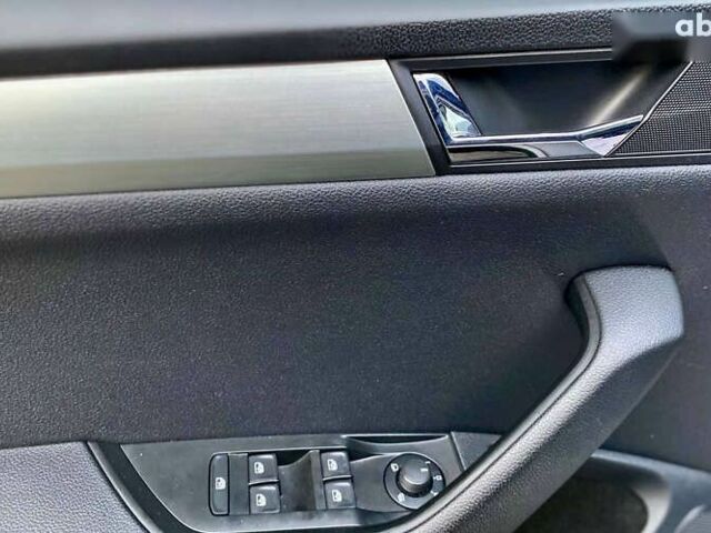 Шкода Суперб, об'ємом двигуна 2 л та пробігом 250 тис. км за 18700 $, фото 9 на Automoto.ua