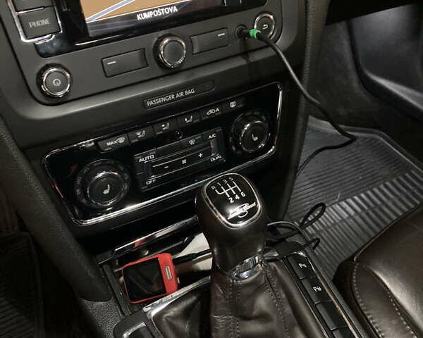 Шкода Суперб, объемом двигателя 0 л и пробегом 300 тыс. км за 10000 $, фото 7 на Automoto.ua