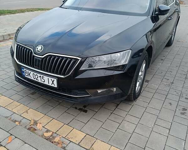 Шкода Суперб, объемом двигателя 2 л и пробегом 229 тыс. км за 16000 $, фото 6 на Automoto.ua