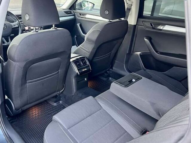 Шкода Суперб, объемом двигателя 1.8 л и пробегом 186 тыс. км за 15500 $, фото 24 на Automoto.ua