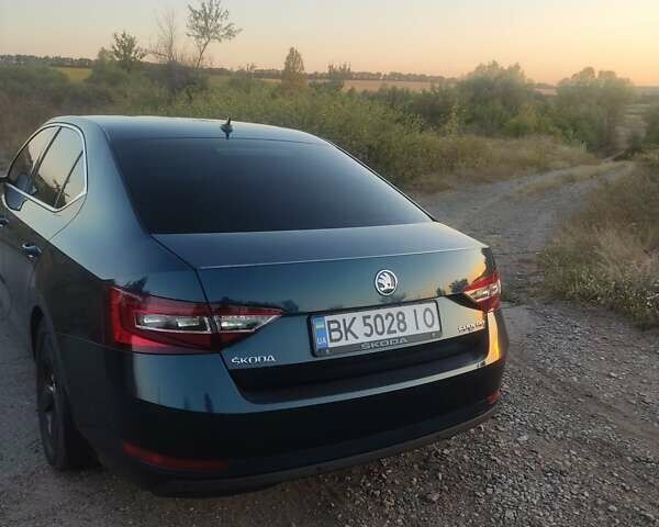 Шкода Суперб, объемом двигателя 2 л и пробегом 368 тыс. км за 14900 $, фото 6 на Automoto.ua