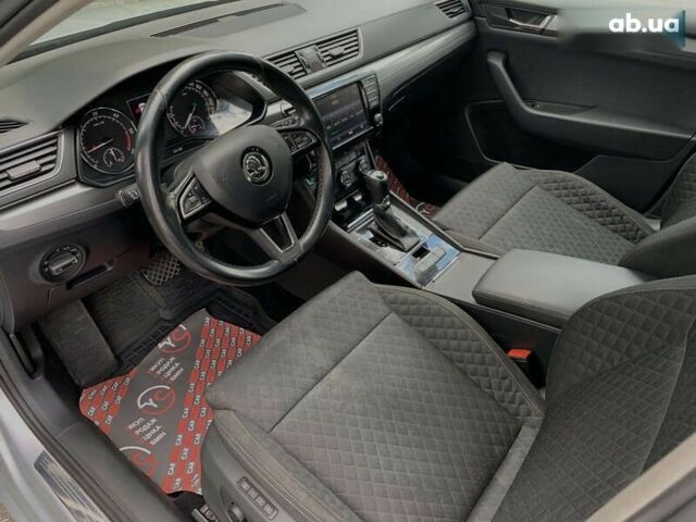 Шкода Суперб, об'ємом двигуна 2 л та пробігом 298 тис. км за 13600 $, фото 26 на Automoto.ua